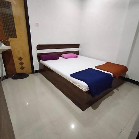 Sai Ganesh Guest House Ширди Экстерьер фото