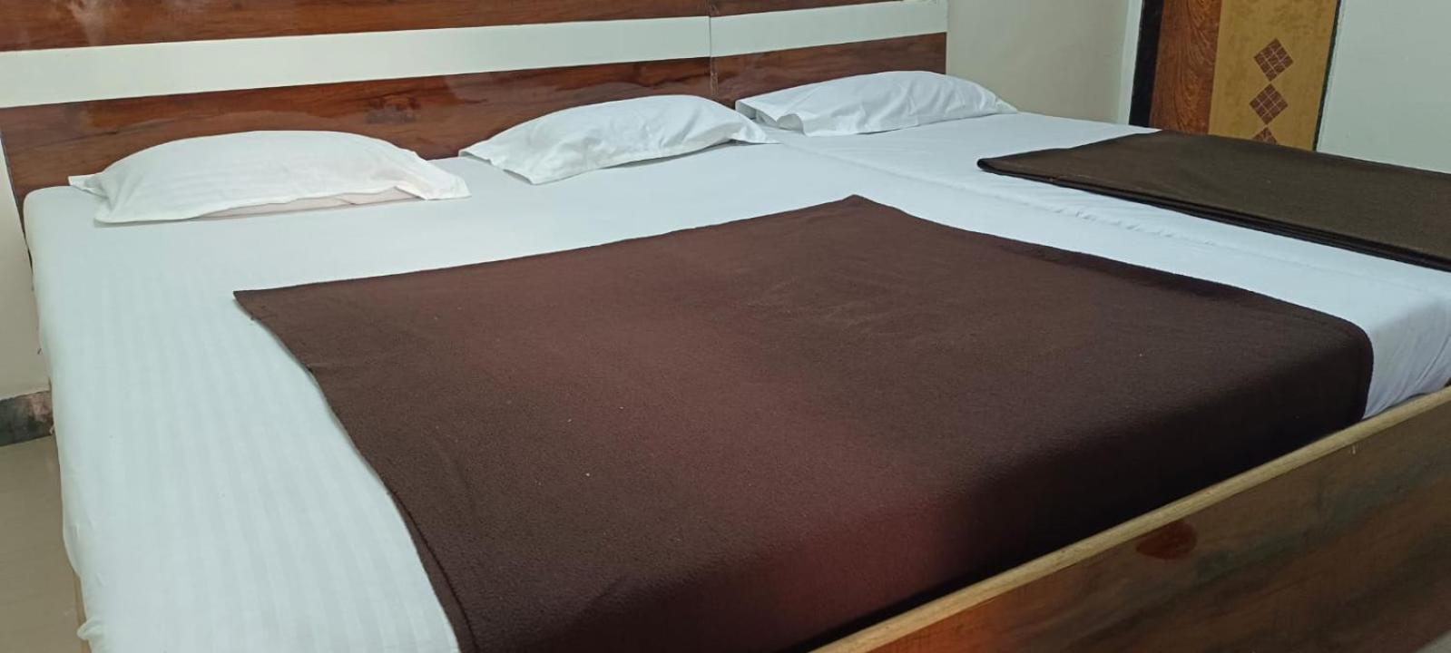 Sai Ganesh Guest House Ширди Экстерьер фото
